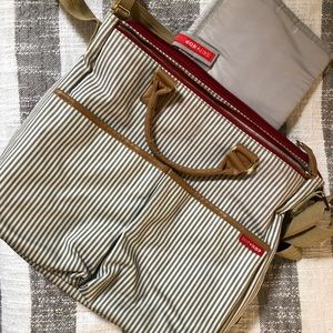 Skip hop diaper bag